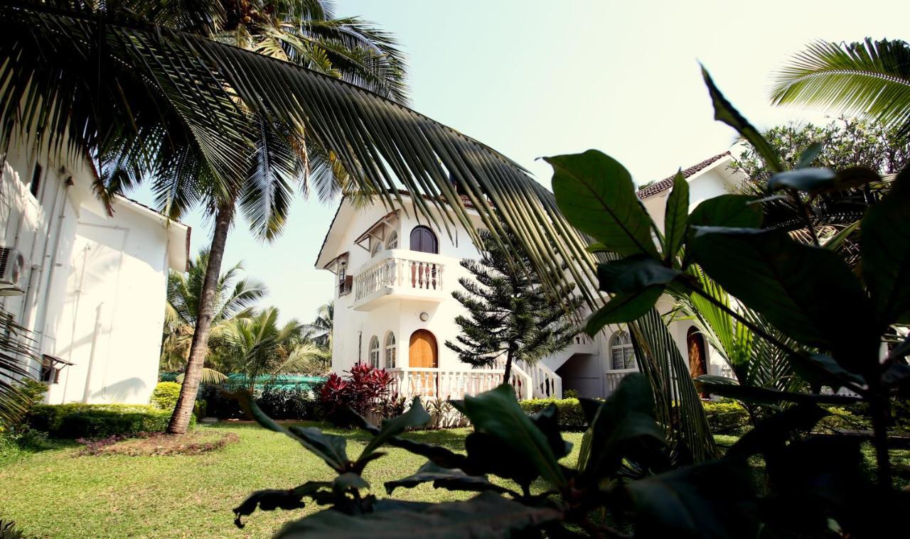 Colonia Santa Maria Hotel Baga Exterior photo