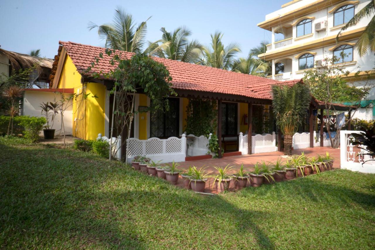 Colonia Santa Maria Hotel Baga Exterior photo