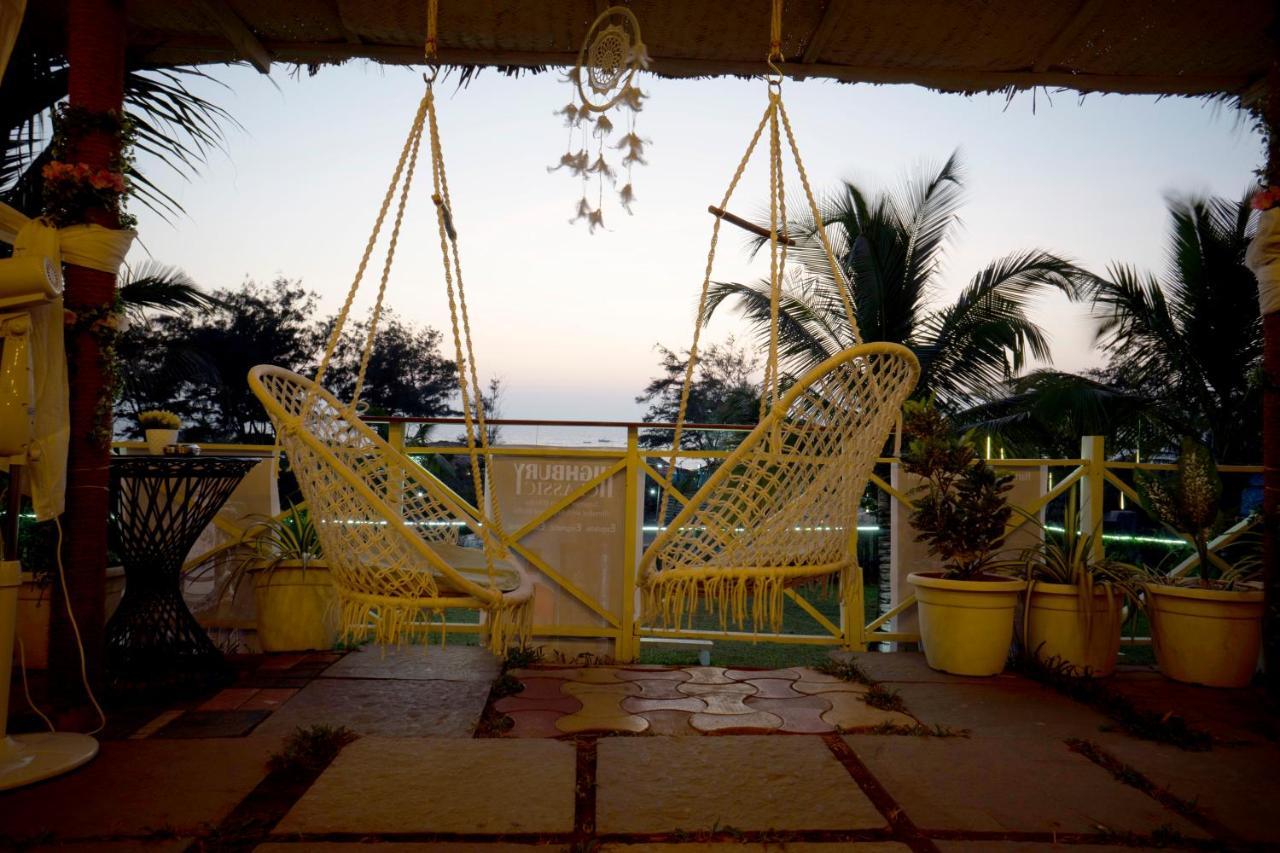 Colonia Santa Maria Hotel Baga Exterior photo